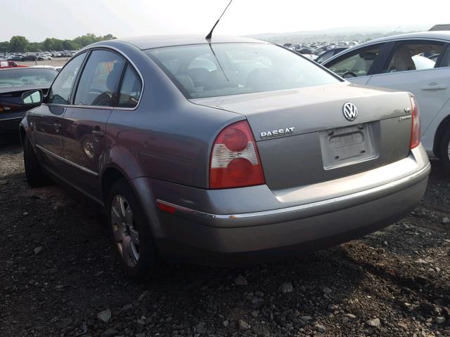 WVWTH63B43P437565 - 2003 VOLKSWAGEN PASSAT GLX GRAY photo 3