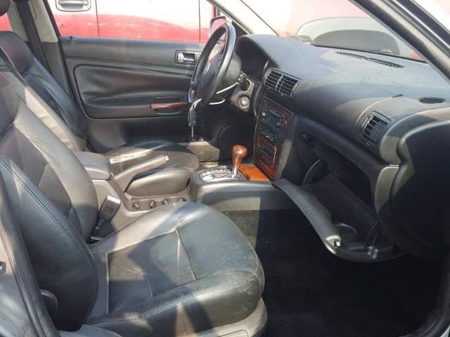 WVWTH63B43P437565 - 2003 VOLKSWAGEN PASSAT GLX GRAY photo 5