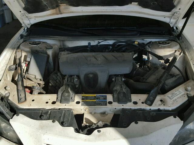 2G2WP552271103744 - 2007 PONTIAC GRAND PRIX WHITE photo 7