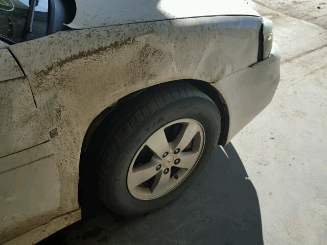 2G2WP552271103744 - 2007 PONTIAC GRAND PRIX WHITE photo 9