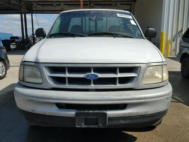 1FTDF1721VND42970 - 1997 FORD F150 WHITE photo 9