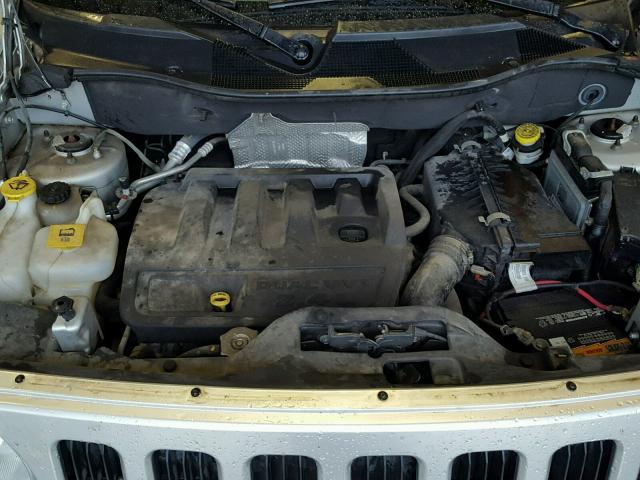 1J8FT48WX8D520303 - 2008 JEEP PATRIOT LI SILVER photo 7