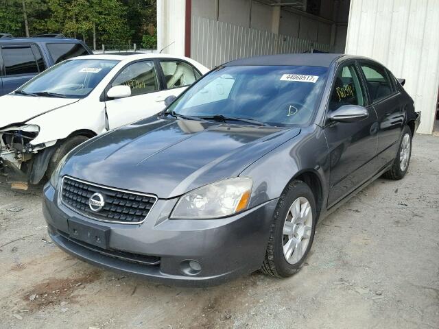 1N4AL11D65C275662 - 2005 NISSAN ALTIMA GRAY photo 2