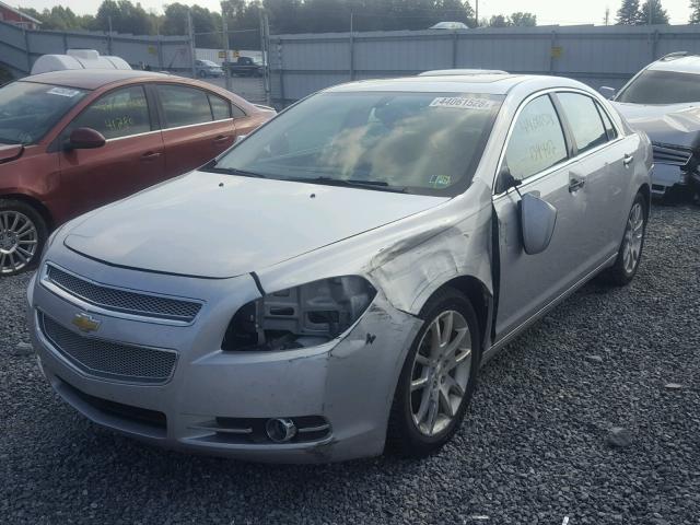 1G1ZE5E02CF135988 - 2012 CHEVROLET MALIBU LTZ 银色 照片 2