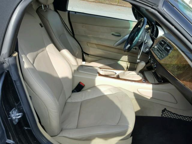 4USBT33525LS58156 - 2005 BMW Z4 2.5 BLACK photo 5