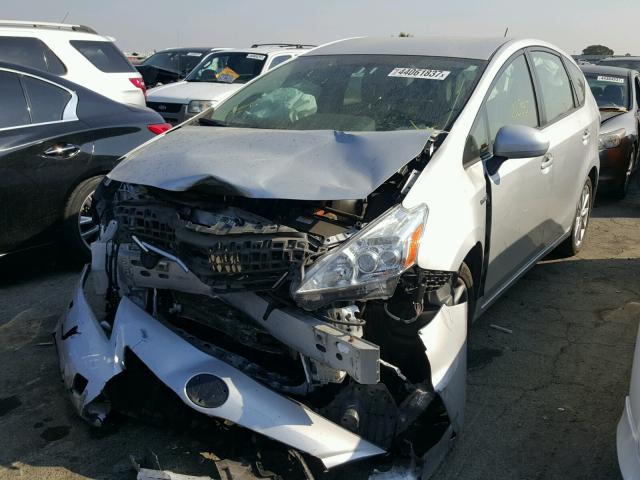 JTDZN3EUXE3309969 - 2014 TOYOTA PRIUS V SILVER photo 2