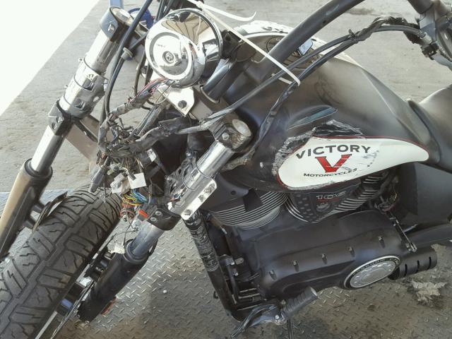 5VPWB36N4C3008258 - 2012 VICTORY MOTORCYCLES HIGH-BALL Schwarz Foto 9