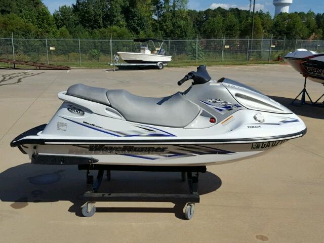 YAMA3293H900 - 2000 YAMAHA WAVERUNNER WHITE photo 1