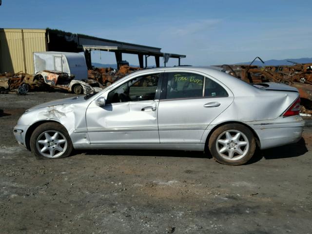 WDBRF61J93F335726 - 2003 MERCEDES-BENZ C 240 SILVER photo 9