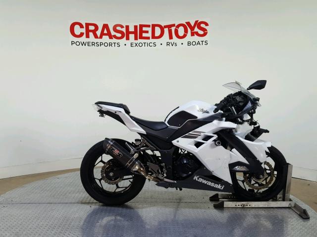 JKAEX8B14HDA37219 - 2017 KAWASAKI EX300 B WHITE photo 1