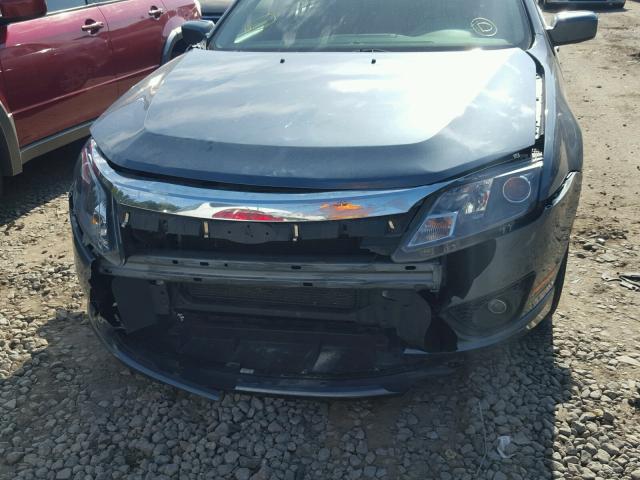 3FAHP0HAXCR283688 - 2012 FORD FUSION SE BLUE photo 9