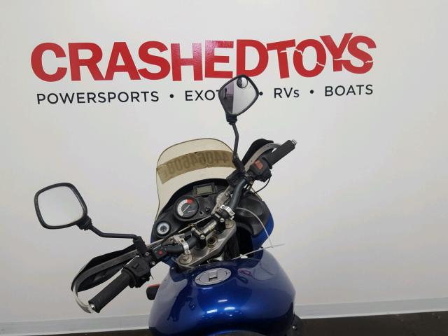 WB10166A6XXA16530 - 1999 BMW F650 BLUE photo 8