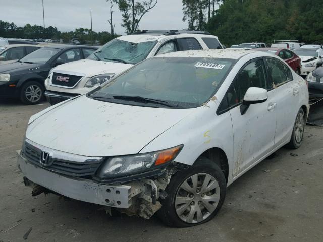 19XFB2F55CE089675 - 2012 HONDA CIVIC LX WHITE photo 2