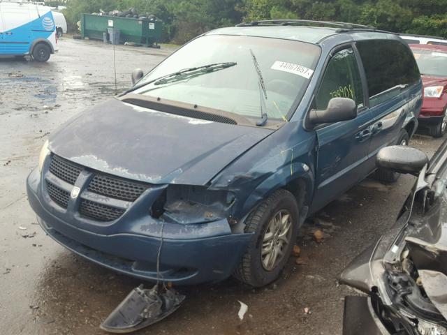 1B4GP44312B690318 - 2002 DODGE GRAND CARA BLUE photo 2