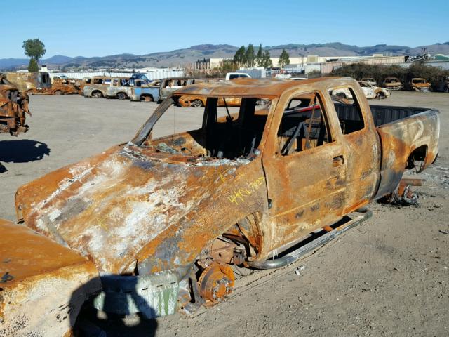 1GCHK29U13E207468 - 2003 CHEVROLET SILVERADO BURN photo 2