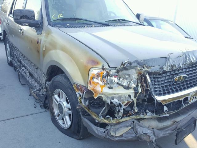 1FMEU15L03LA15356 - 2003 FORD EXPEDITION GOLD photo 9