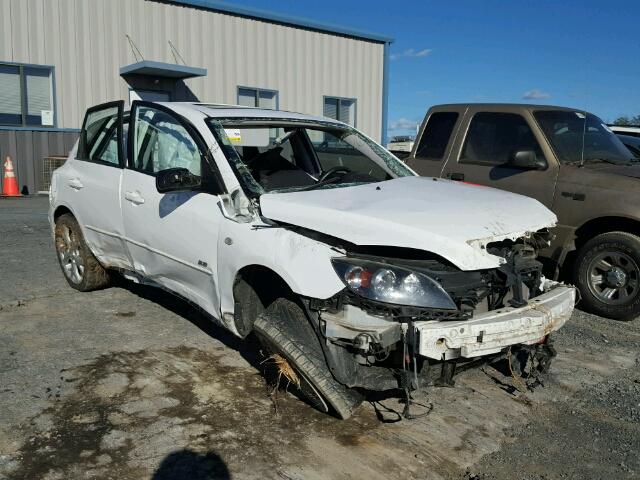 JM1BK343981161137 - 2008 MAZDA 3 HATCHBAC WHITE photo 1