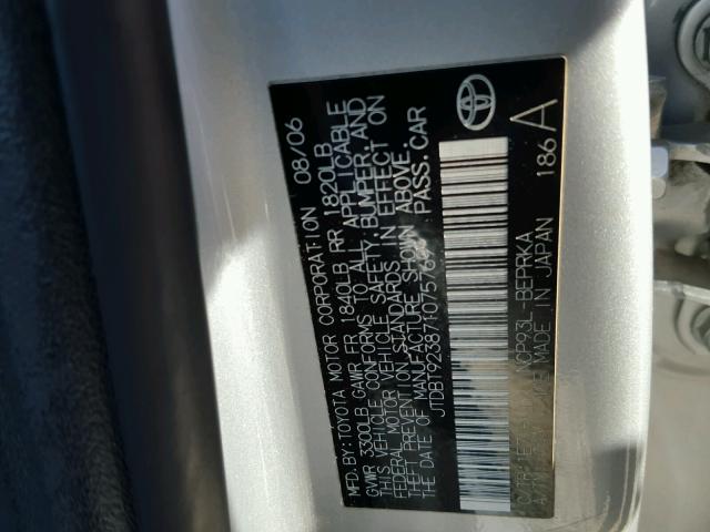 JTDBT923871075769 - 2007 TOYOTA YARIS SILVER photo 10