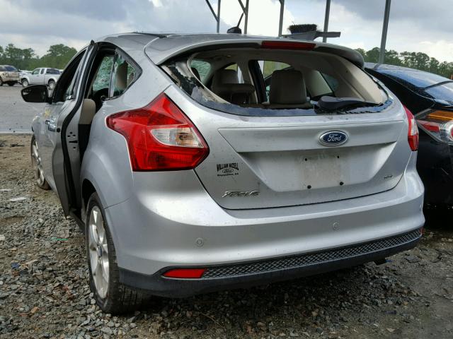 1FAHP3M21CL167326 - 2012 FORD FOCUS SEL SILVER photo 3