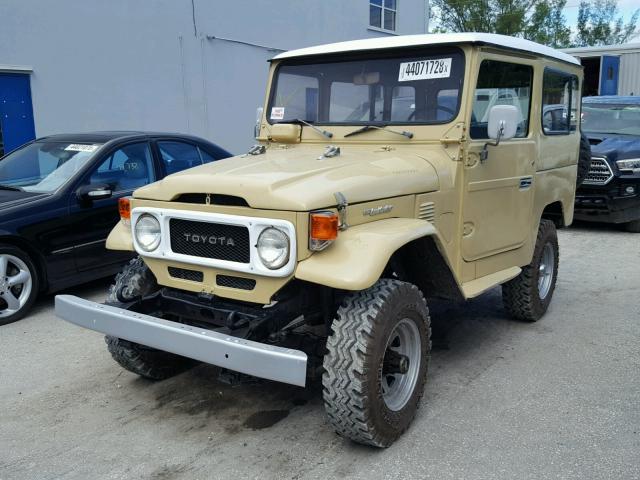 FJ40919203 - 1980 TOYOTA FJ40 BEIGE photo 2