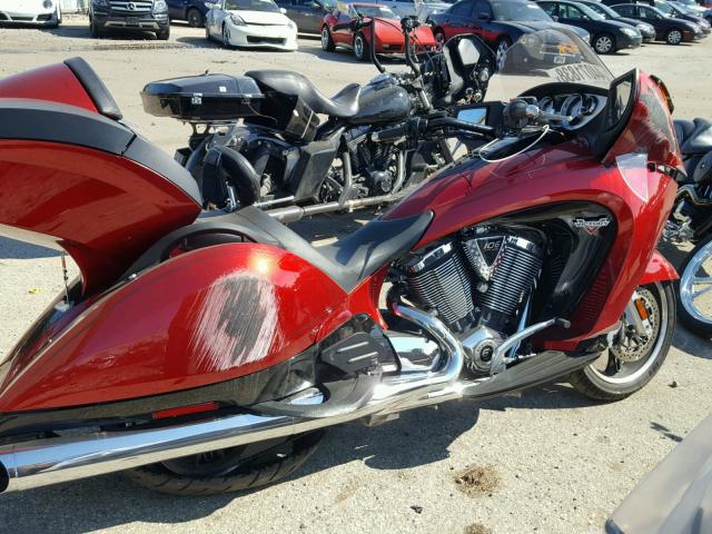 5VPSW36N4F3040411 - 2015 VICTORY MOTORCYCLES VISION TOU RED photo 10