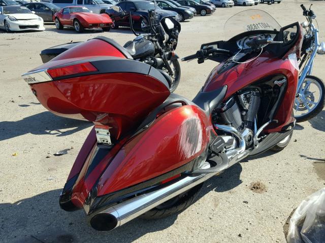 5VPSW36N4F3040411 - 2015 VICTORY MOTORCYCLES VISION TOU RED photo 4