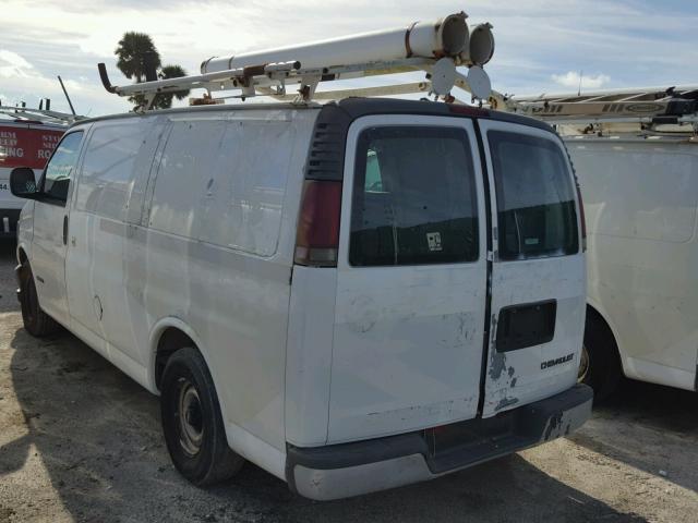 1GCEG15W6V1047586 - 1997 CHEVROLET EXPRESS G1 WHITE photo 3