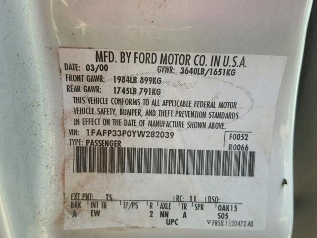 1FAFP33P0YW282039 - 2000 FORD FOCUS LX SILVER photo 10