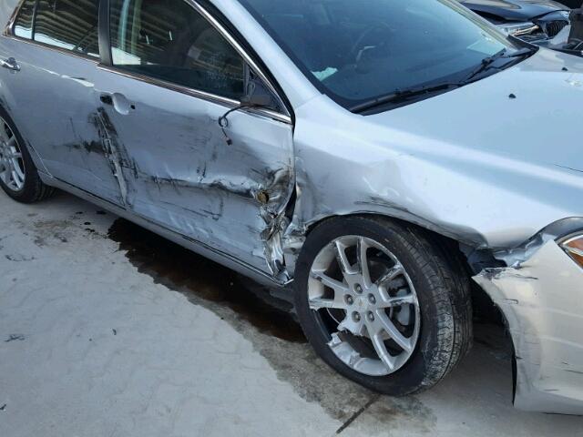 1G1ZK57719F257351 - 2009 CHEVROLET MALIBU LTZ 银色 照片 9