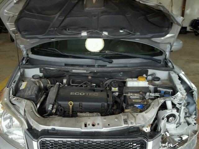 KL1TD6DE3BB132419 - 2011 CHEVROLET AVEO LS SILVER photo 7