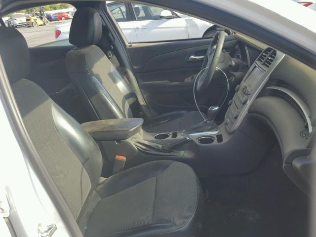 1G11C5SL2EF213836 - 2014 CHEVROLET MALIBU 1LT თეთრი ფოტო 5