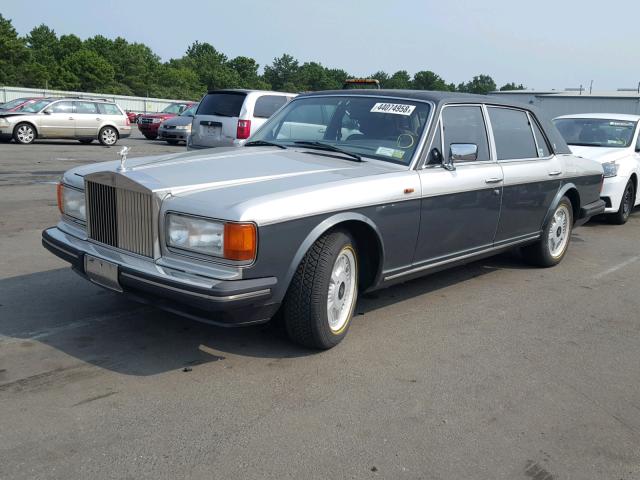 SCAZN02A6JCX23129 - 1988 ROLLS-ROYCE SILVER SPU TWO TONE photo 2