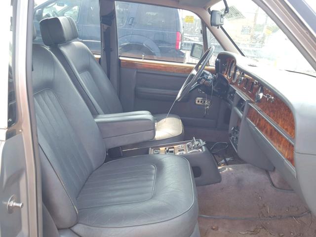 SCAZN02A6JCX23129 - 1988 ROLLS-ROYCE SILVER SPU TWO TONE photo 5