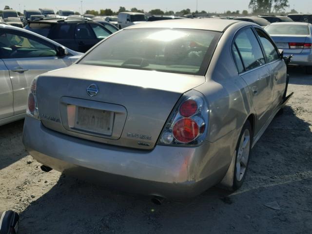 1N4BL11D55N481385 - 2005 NISSAN ALTIMA SE GOLD photo 4