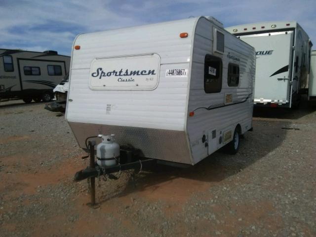 4EZTK1419A5129227 - 2010 KZ SPORTSMAN WHITE photo 2