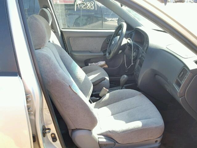 KMHDN46D64U749982 - 2004 HYUNDAI ELANTRA SILVER photo 5