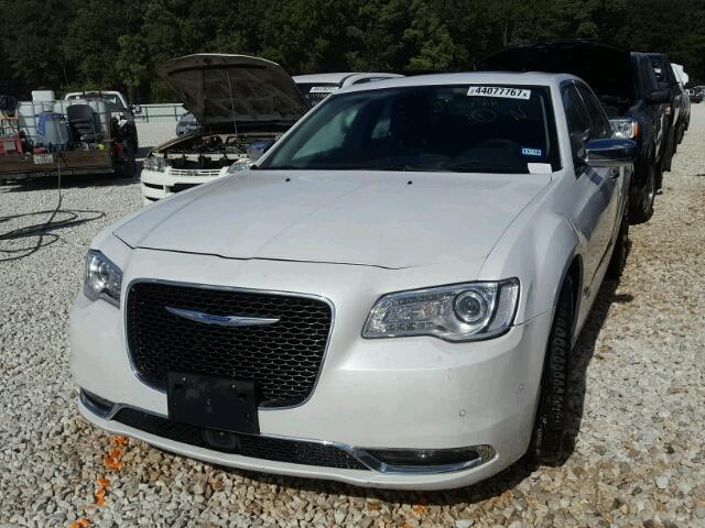 2C3CCAET5FH882269 - 2015 CHRYSLER 300C WHITE photo 2