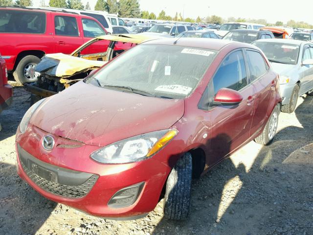 JM1DE1KY8E0187748 - 2014 MAZDA MAZDA2 SPO BURGUNDY photo 2