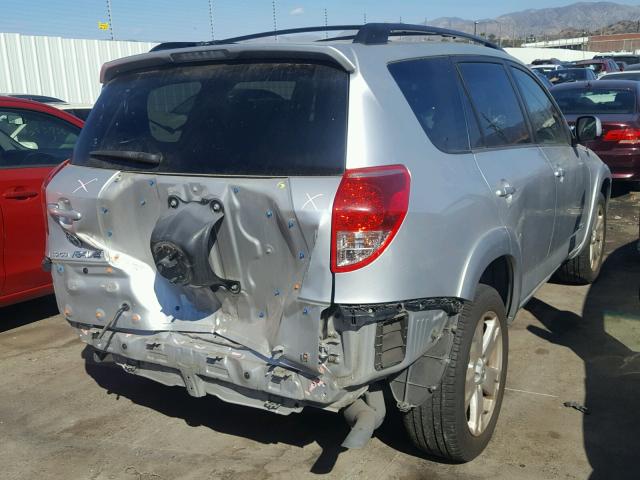 JTMZK32VX66003022 - 2006 TOYOTA RAV4 SILVER photo 4