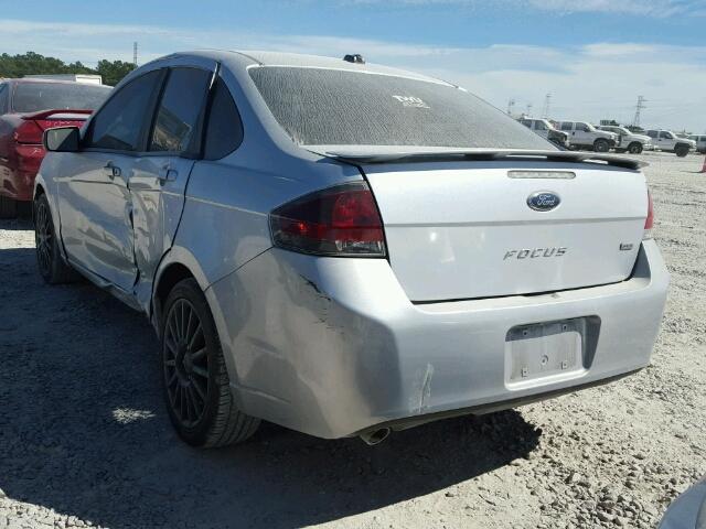 1FAHP3GNXAW290284 - 2010 FORD FOCUS SES SILVER photo 3