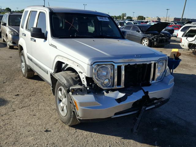 1J8GN28K48W156075 - 2008 JEEP LIBERTY SILVER photo 1