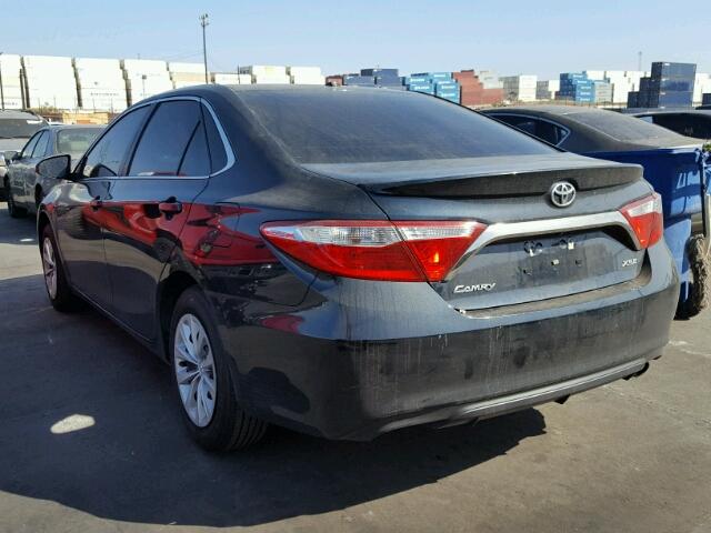 4T1BF1FK4GU598503 - 2016 TOYOTA CAMRY LE ლურჯი ფოტო 3