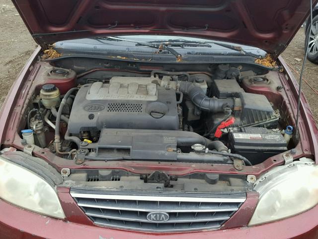 KNAFB121X25109956 - 2002 KIA SPECTRA MAROON photo 7