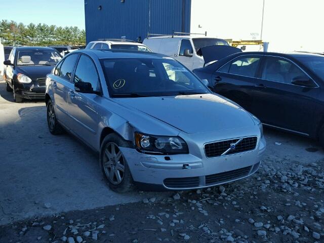 YV1MS382X62211393 - 2006 VOLVO S40 2.4I SILVER photo 1