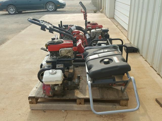 1017521670 - 2007 MISC EQUIPMENT 红色 照片 4