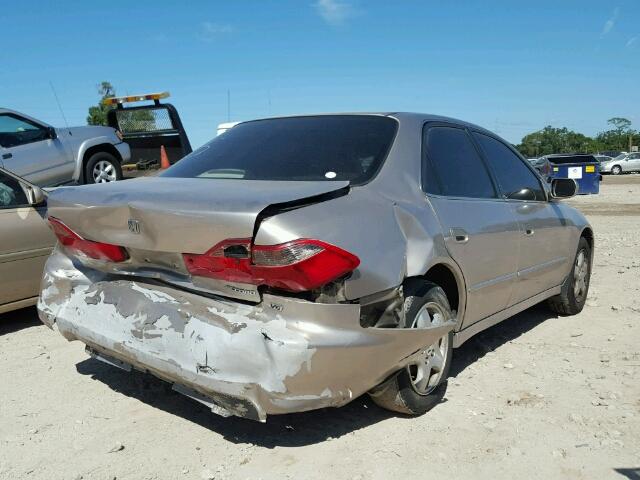 1HGCG1659XA012977 - 1999 HONDA ACCORD EX BEIGE photo 4