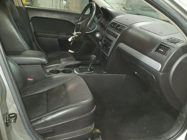 3FAHP07109R189748 - 2009 FORD FUSION SILVER photo 5