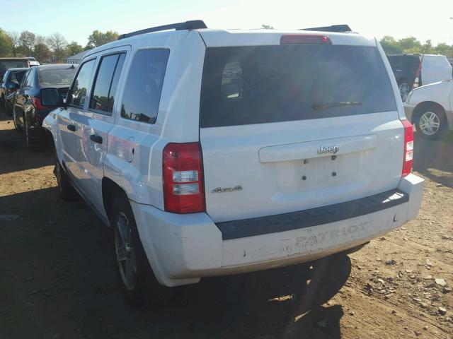 1J8FF28W28D626658 - 2008 JEEP PATRIOT WHITE photo 3