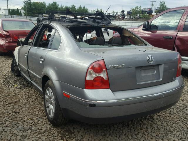 WVWPD63B72P358001 - 2002 VOLKSWAGEN PASSAT GLS GRAY photo 3