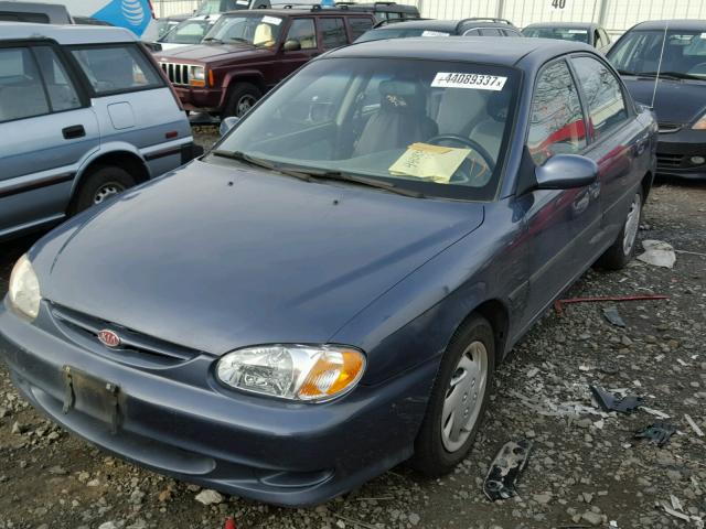 KNAFB121915096597 - 2001 KIA SEPHIA BAS BLUE photo 2